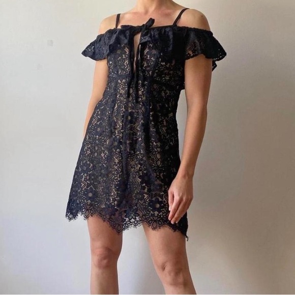 For love and lemons dress - Picture 1 of 4